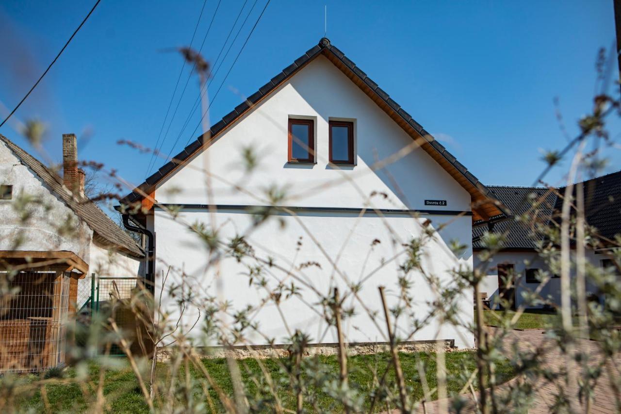 Apartman Dvorce Straz nad Nezarkou Экстерьер фото